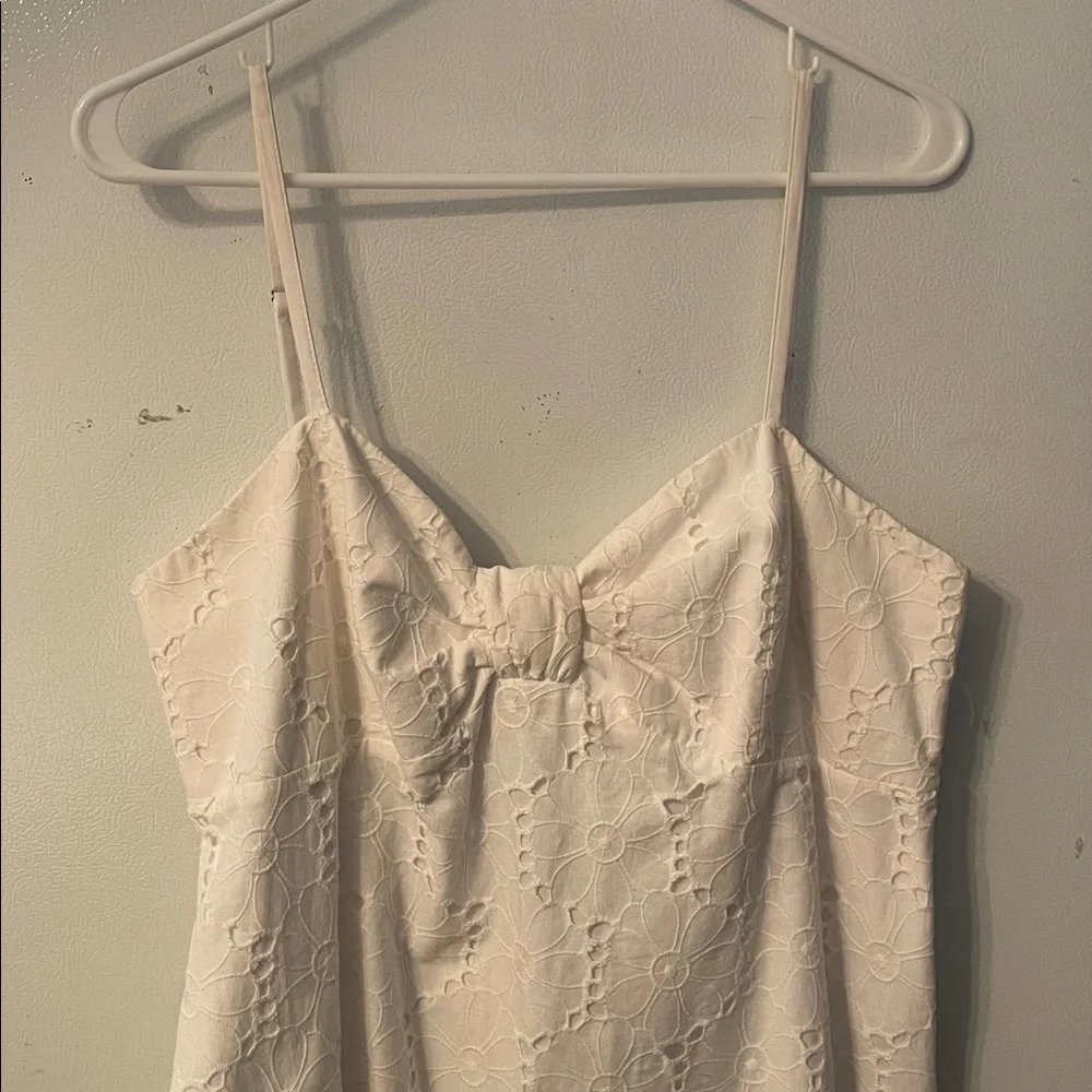 Lilly Pulitzer Size 14 White 100%Cotton Cottage Floral Short Resort Preppy Dress - Picture 2 of 10